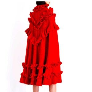 GUCCI Red Ruffled Cape (wool) Worn a handful of times with care. One size